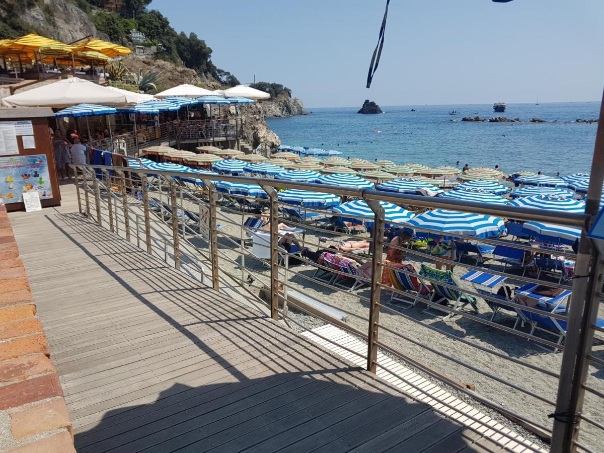 Monterosso Apartments In Servano'S Villas Monterosso al Mare Buitenkant foto
